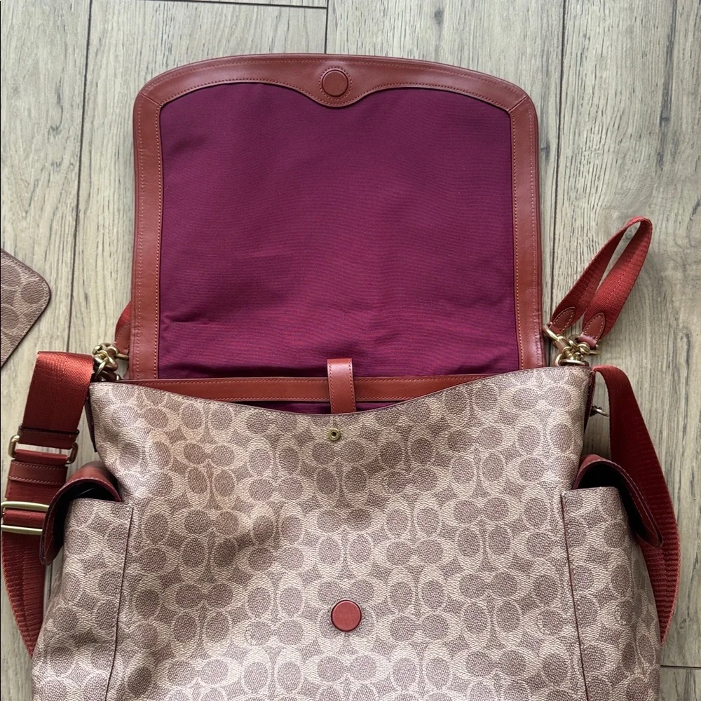 Coach Baby Messenger Bag Signature Canvas C Design Brown Tan With Zipper Pouch